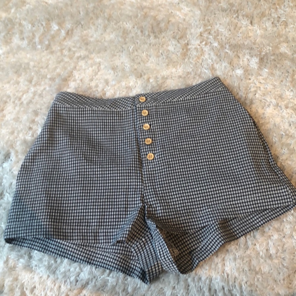 Wild Honey High-waisted shorts size small